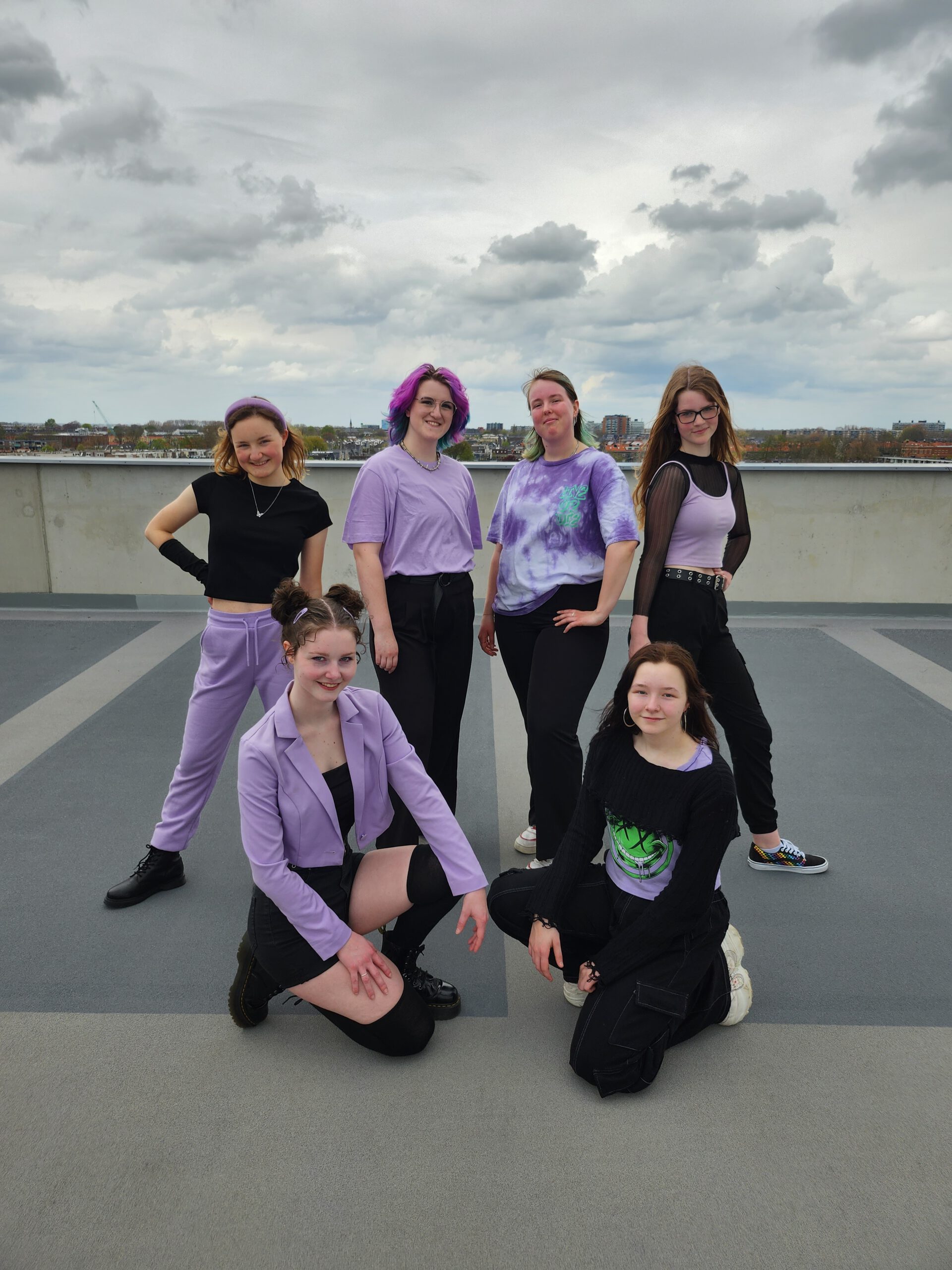 Kpoppers Academy - Kpop Dansles Alphen aan den Rijn, Leiden - Dance Crew